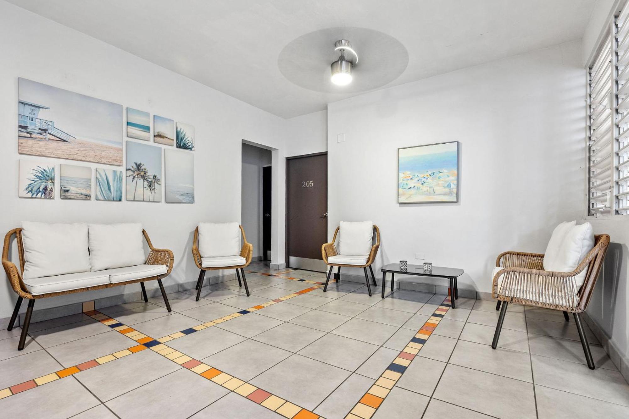 Rincon Plaza Hotel Екстериор снимка
